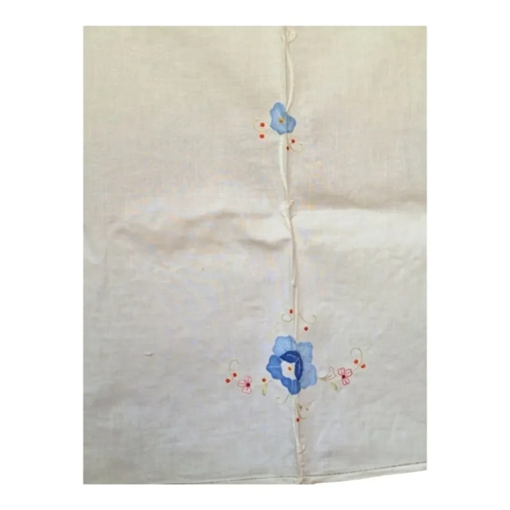 Irish table linen Set 8 Napkins 72 x 90 Tablecloth Embroidered Handmade Floral